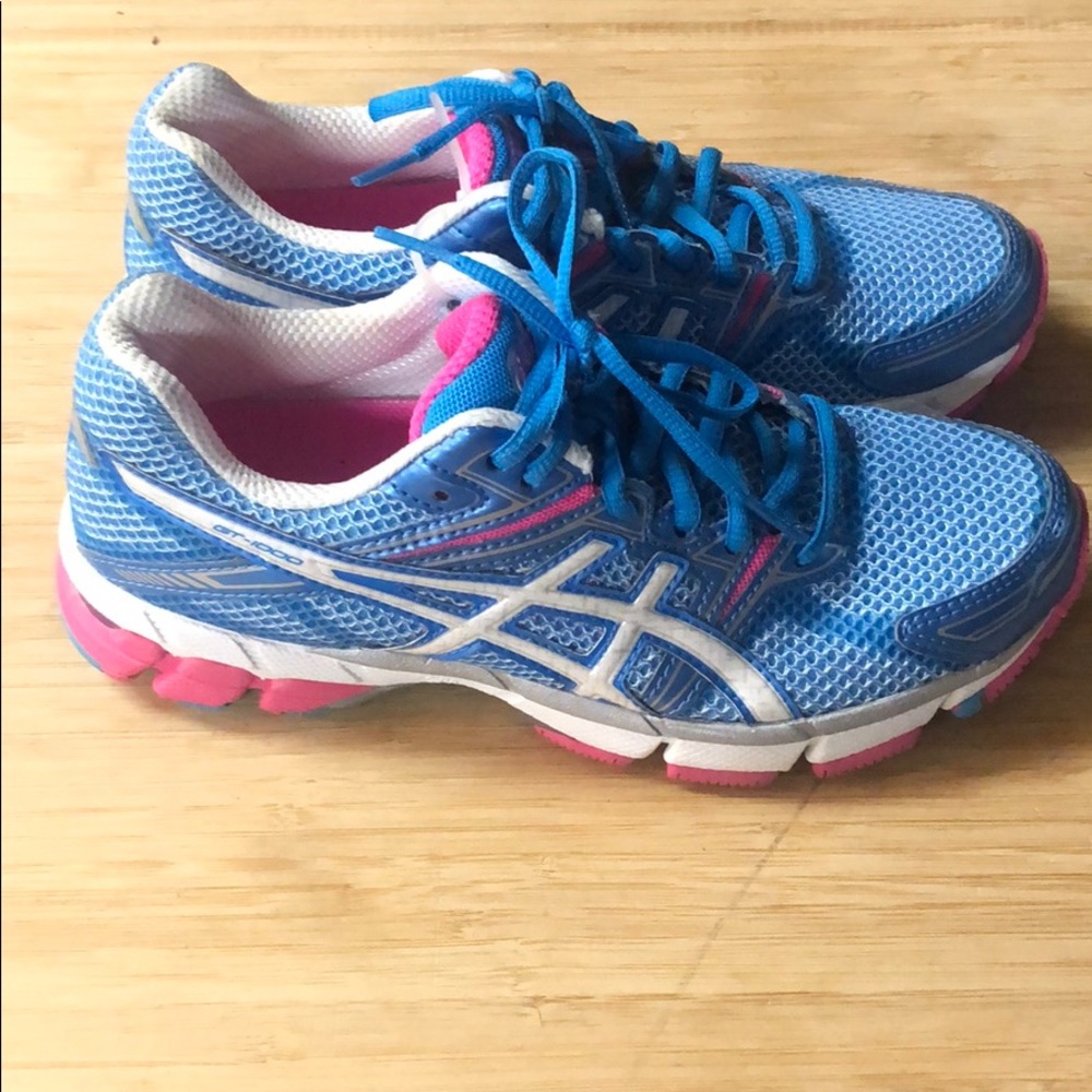 ASICS Gel GT-1000 women’s athletic shoes size 6